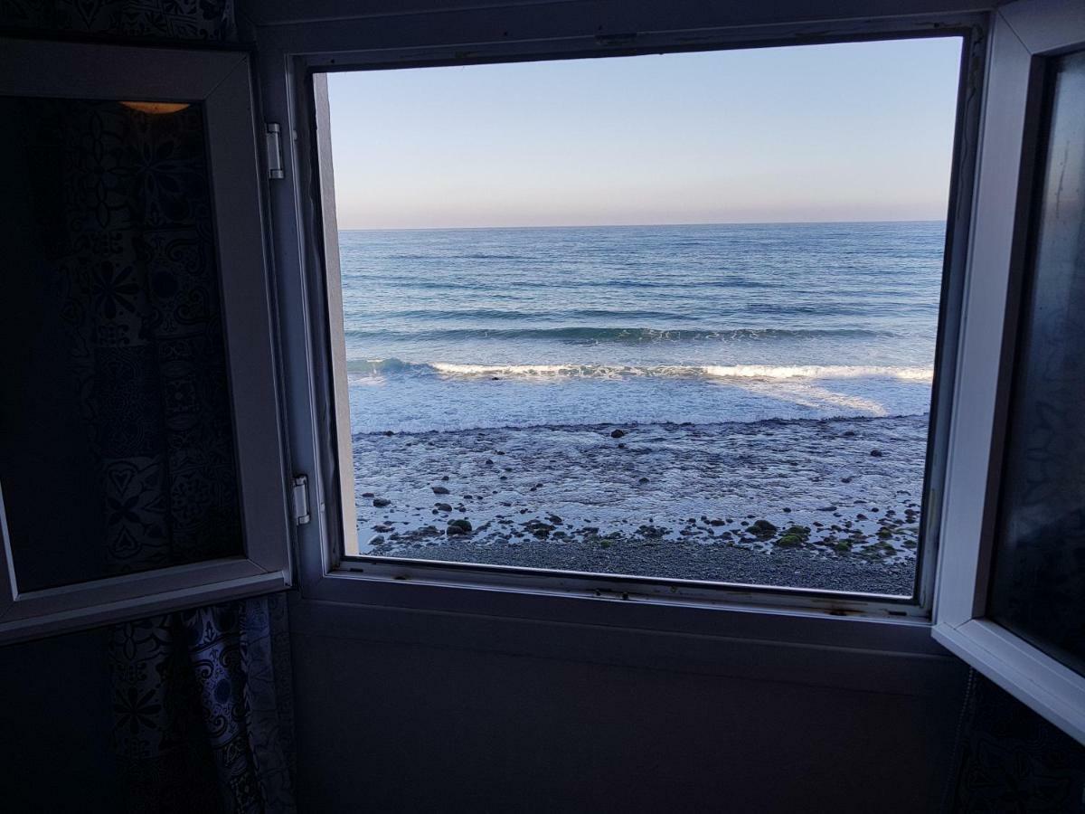 Bed And Breakfast By The Sea Pozo Izquierdo Eksteriør bilde